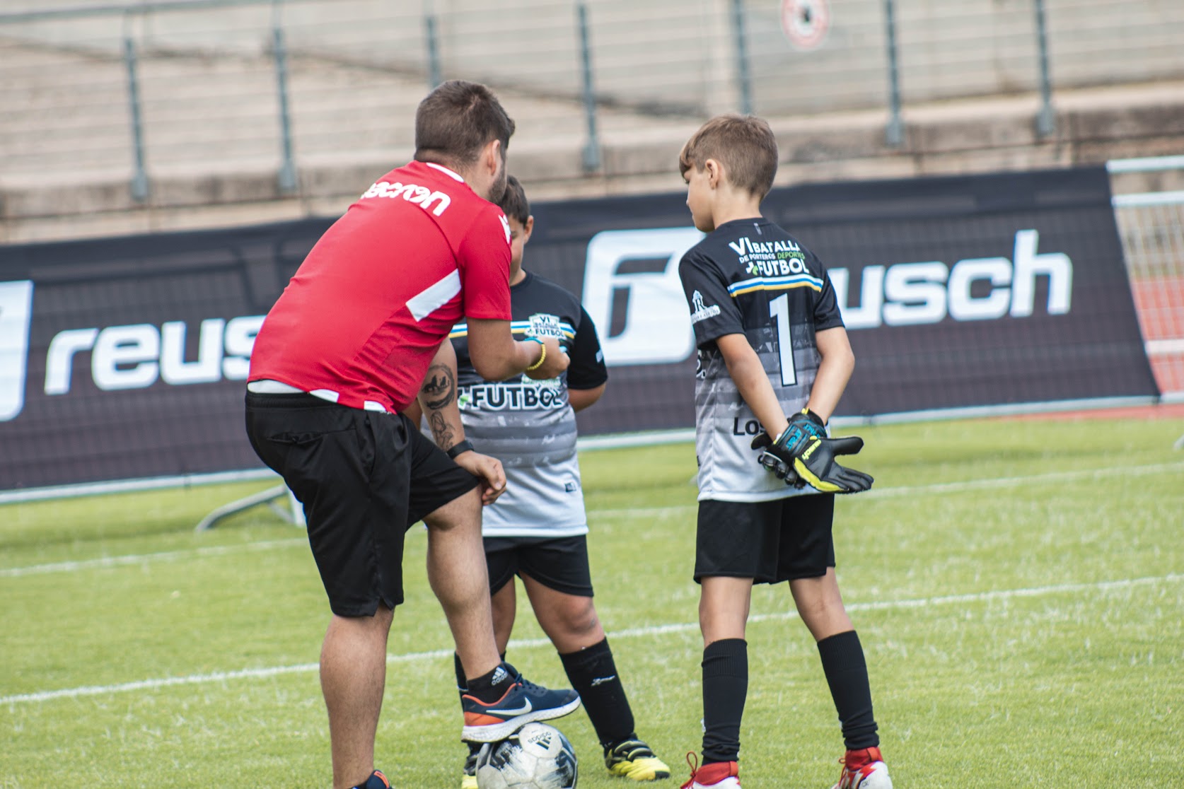 ¿Cómo podemos escoger la talla de las espinilleras?